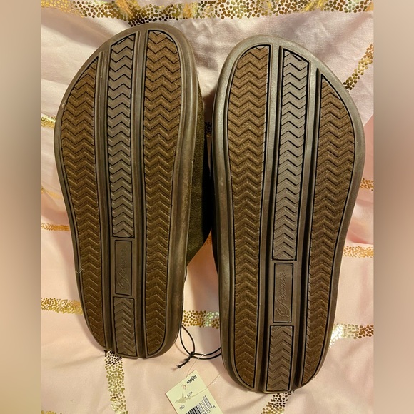 3/ $15 🌸 NWT! Cozy Brown Slippers, size 11M - Picture 5 of 6
